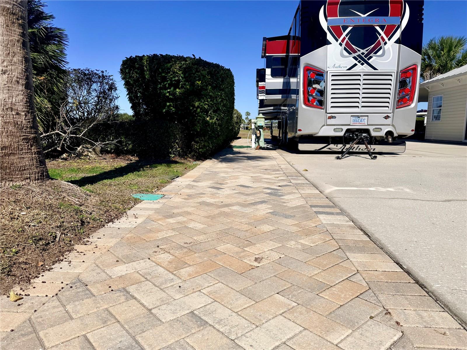 FLORIDA GRANDE MOTOR COACH RESIDENCE - Land