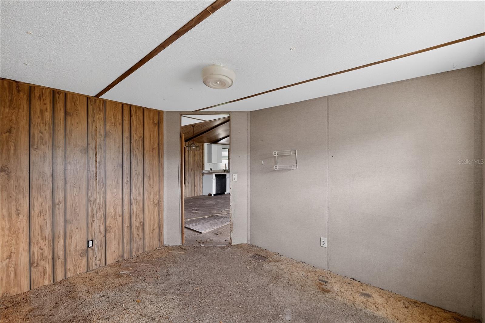 9550 SILVERBEND DRIVE