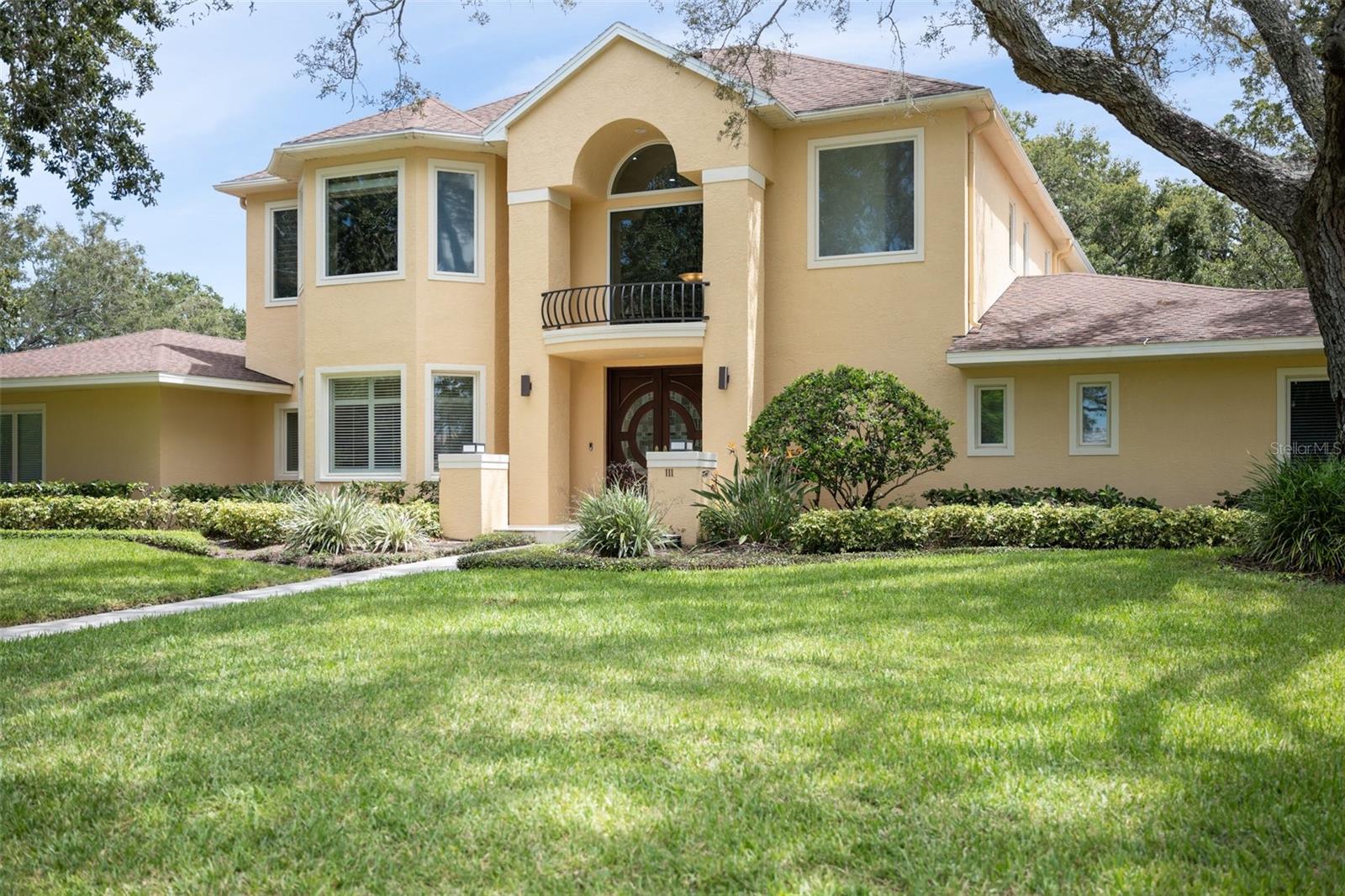 BELLEAIR ESTATES - Residential