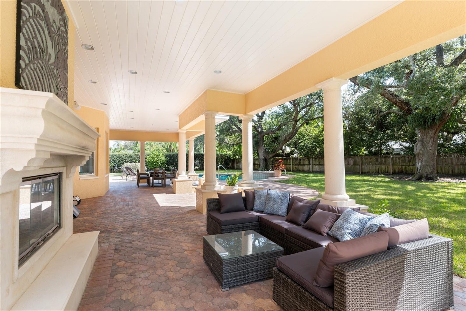 BELLEAIR ESTATES - Residential