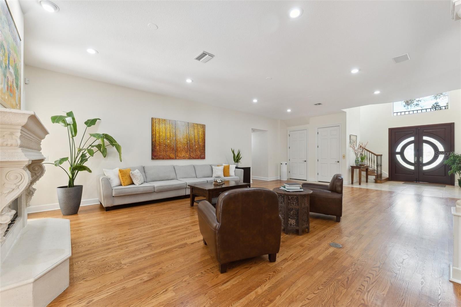 BELLEAIR ESTATES - Residential