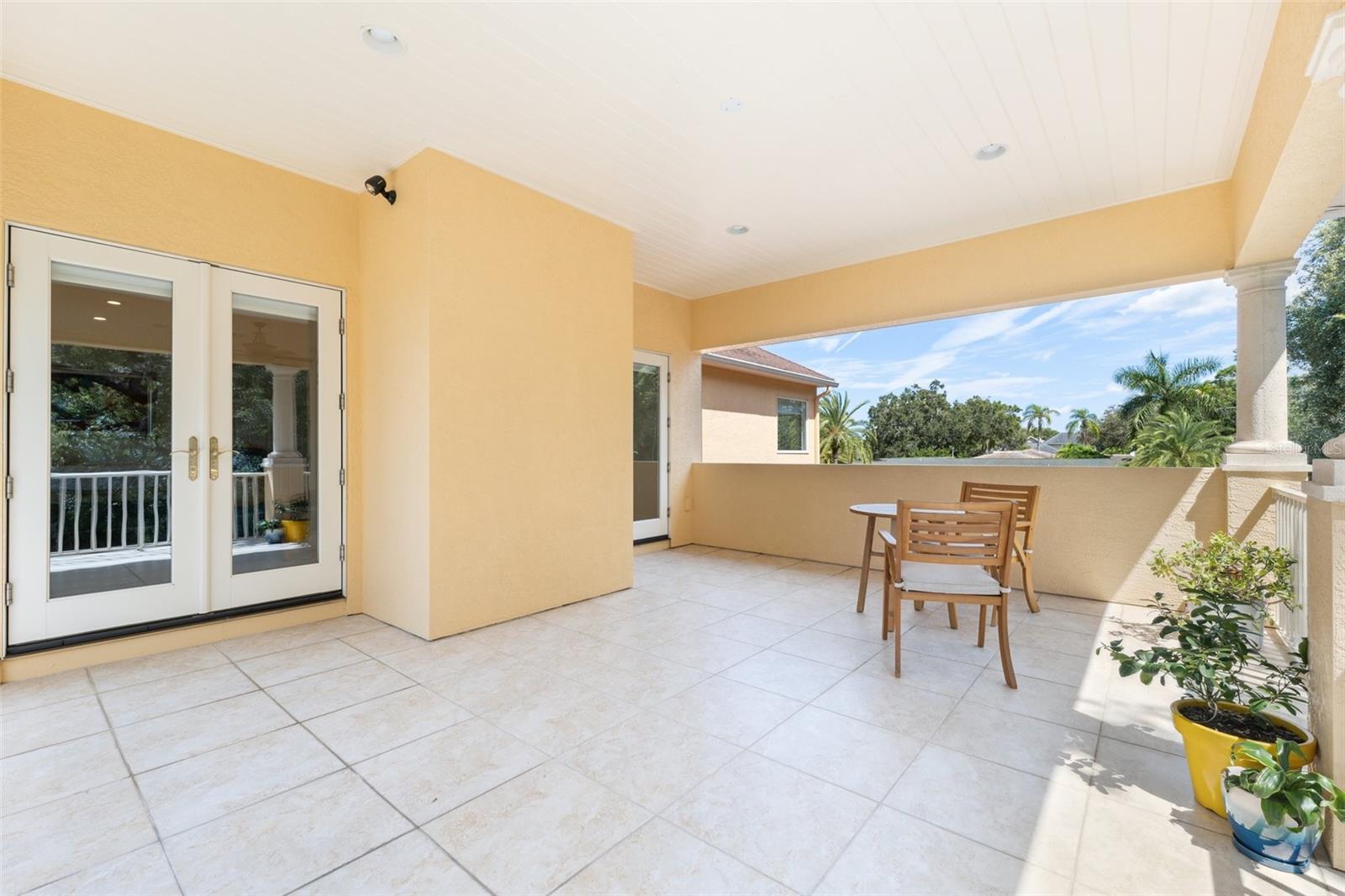 BELLEAIR ESTATES - Residential