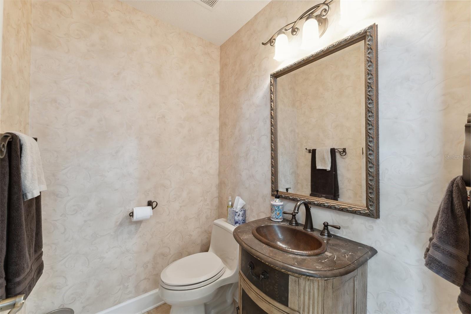 BELLEAIR ESTATES - Residential