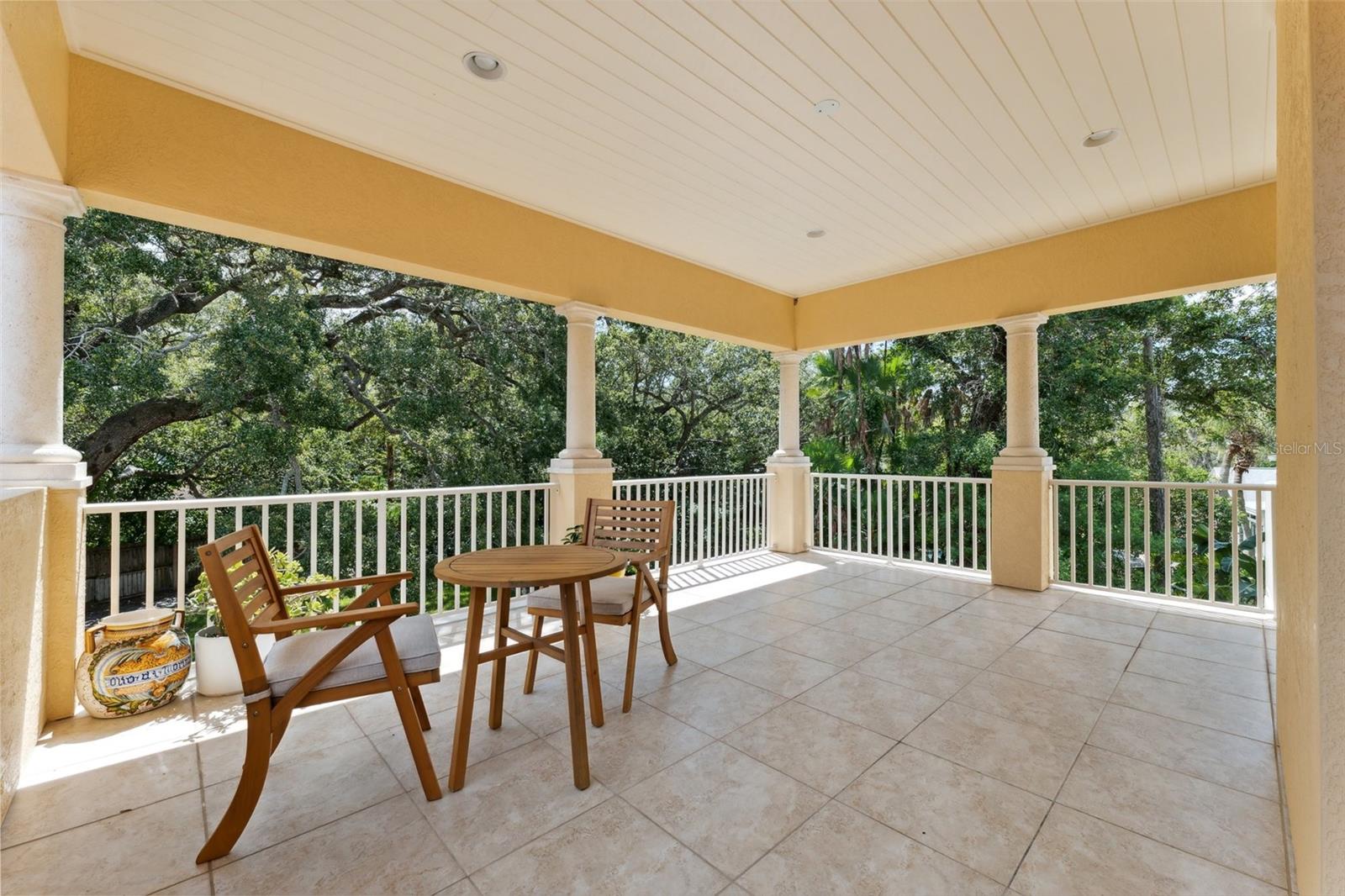 BELLEAIR ESTATES - Residential