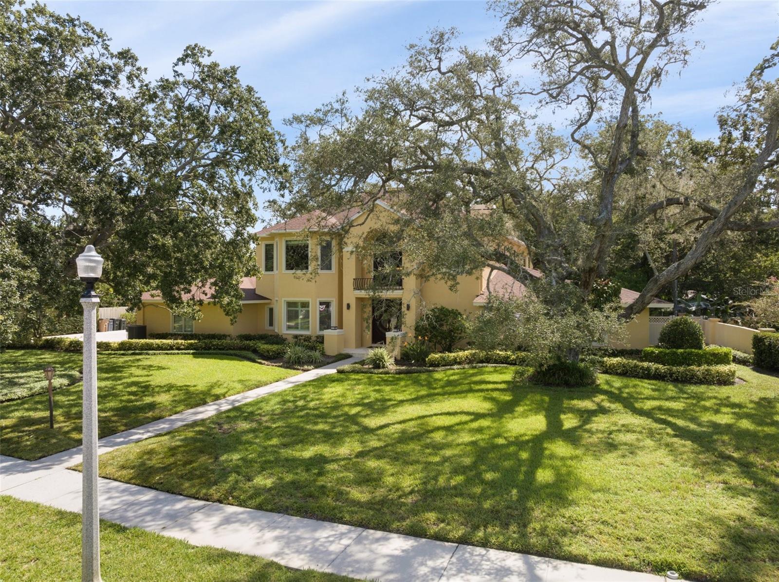 BELLEAIR ESTATES - Residential