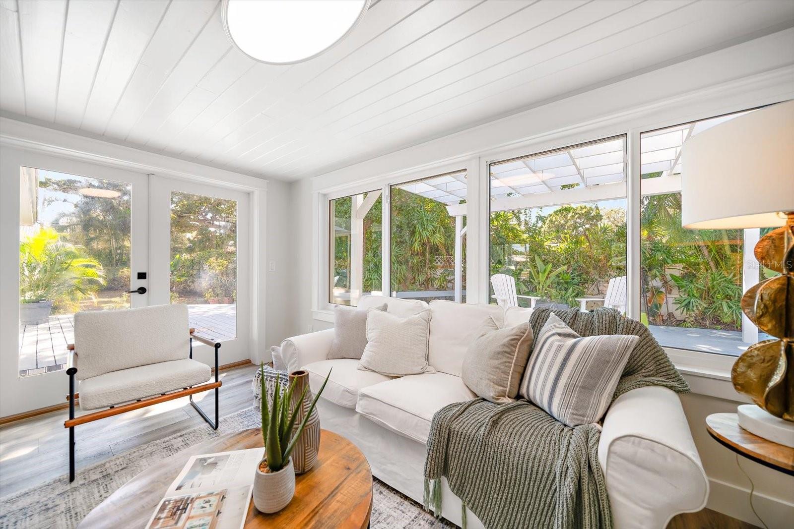 BELLEAIR ESTATES - Residential