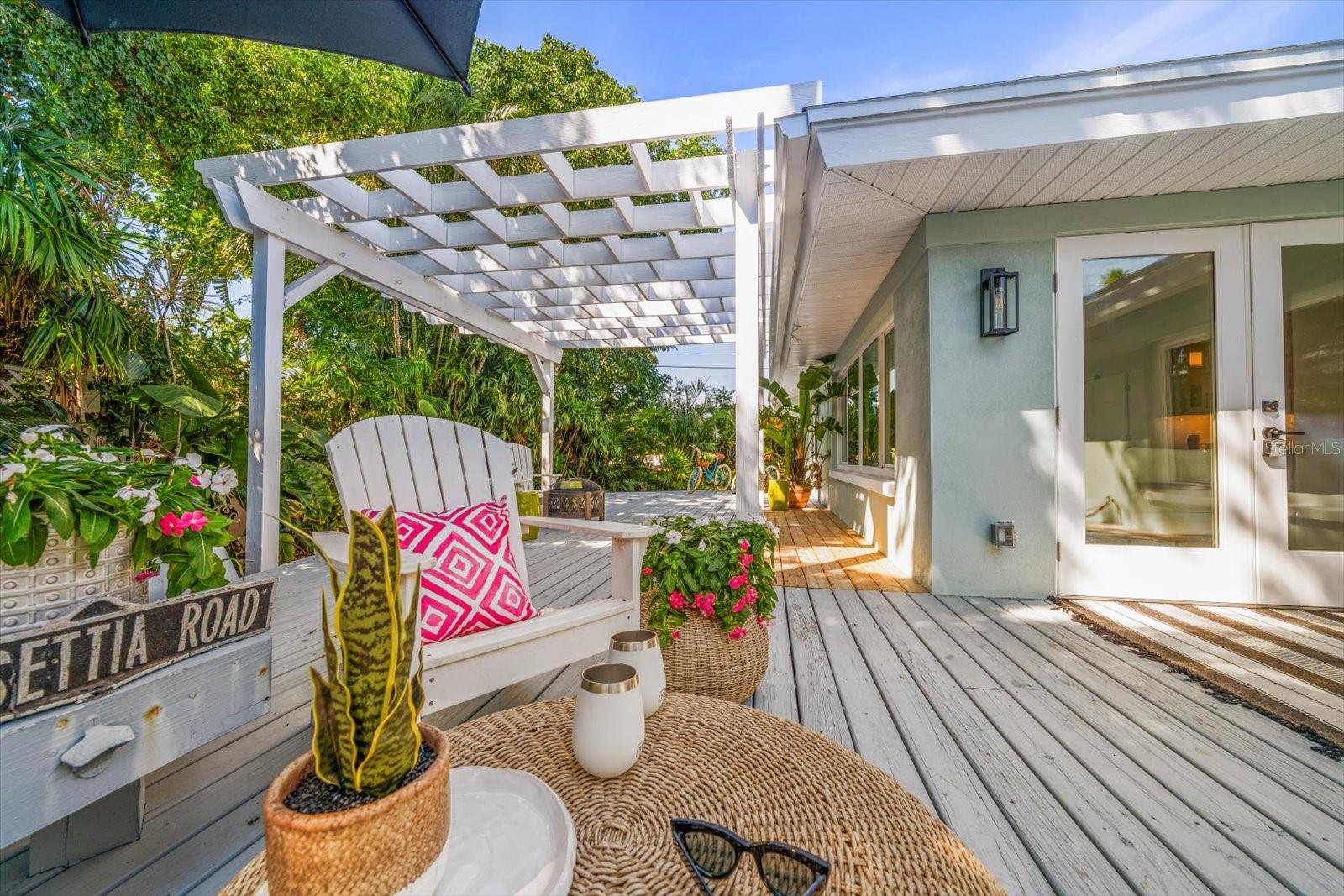 BELLEAIR ESTATES - Residential