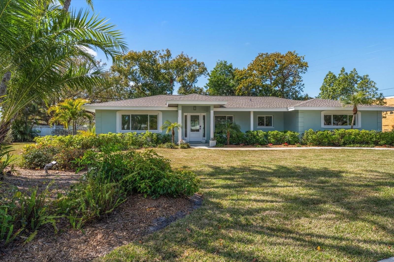 BELLEAIR ESTATES - Residential