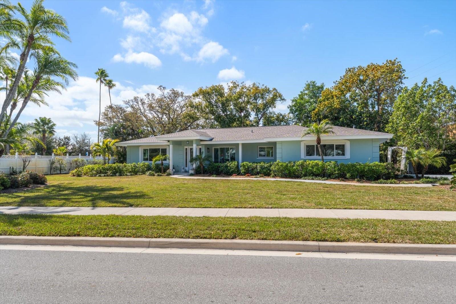 BELLEAIR ESTATES - Residential