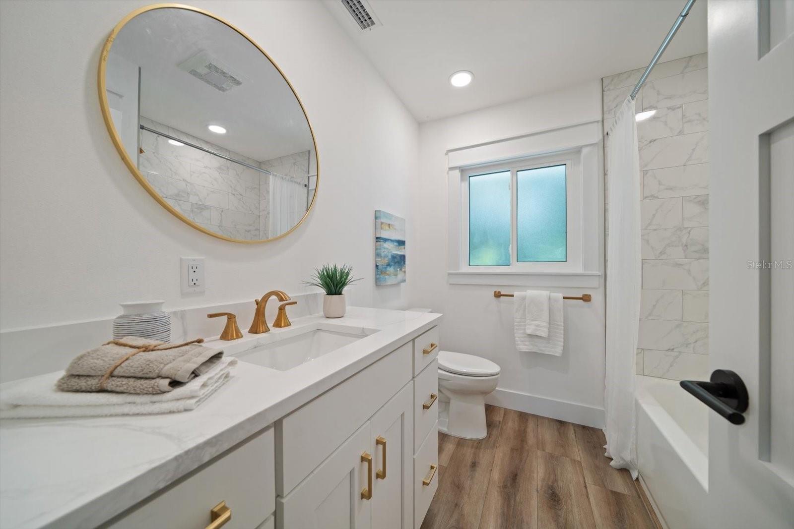 BELLEAIR ESTATES - Residential