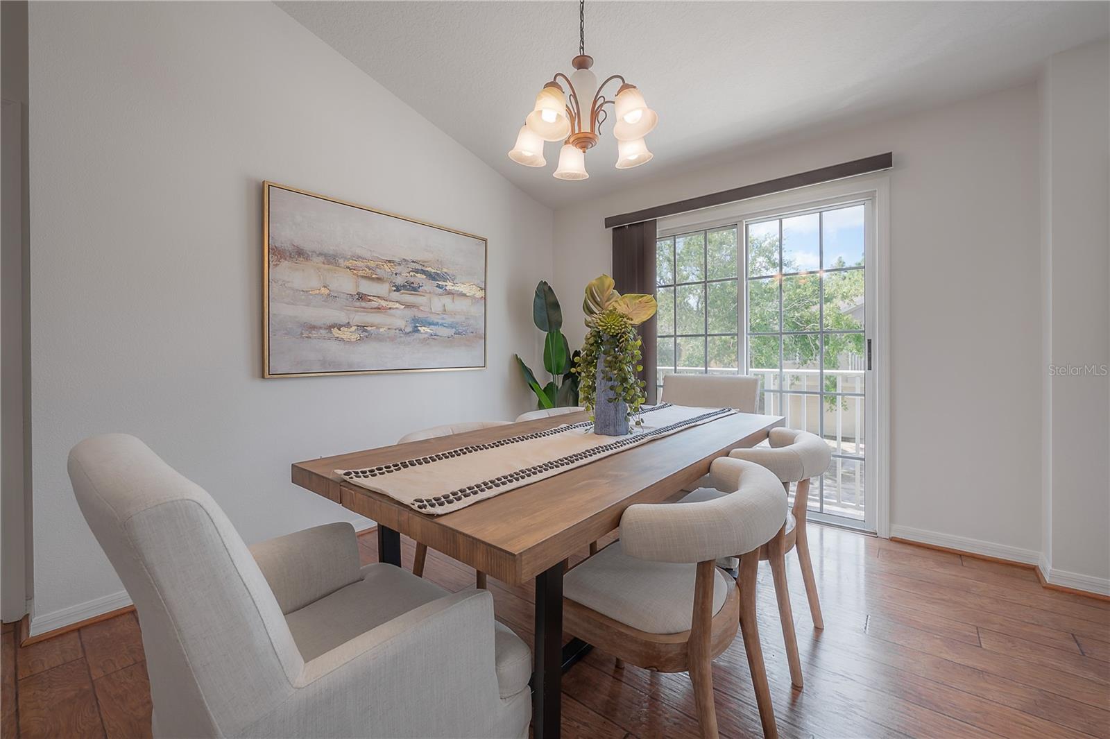 SADDLE CREEK MANOR - Residential