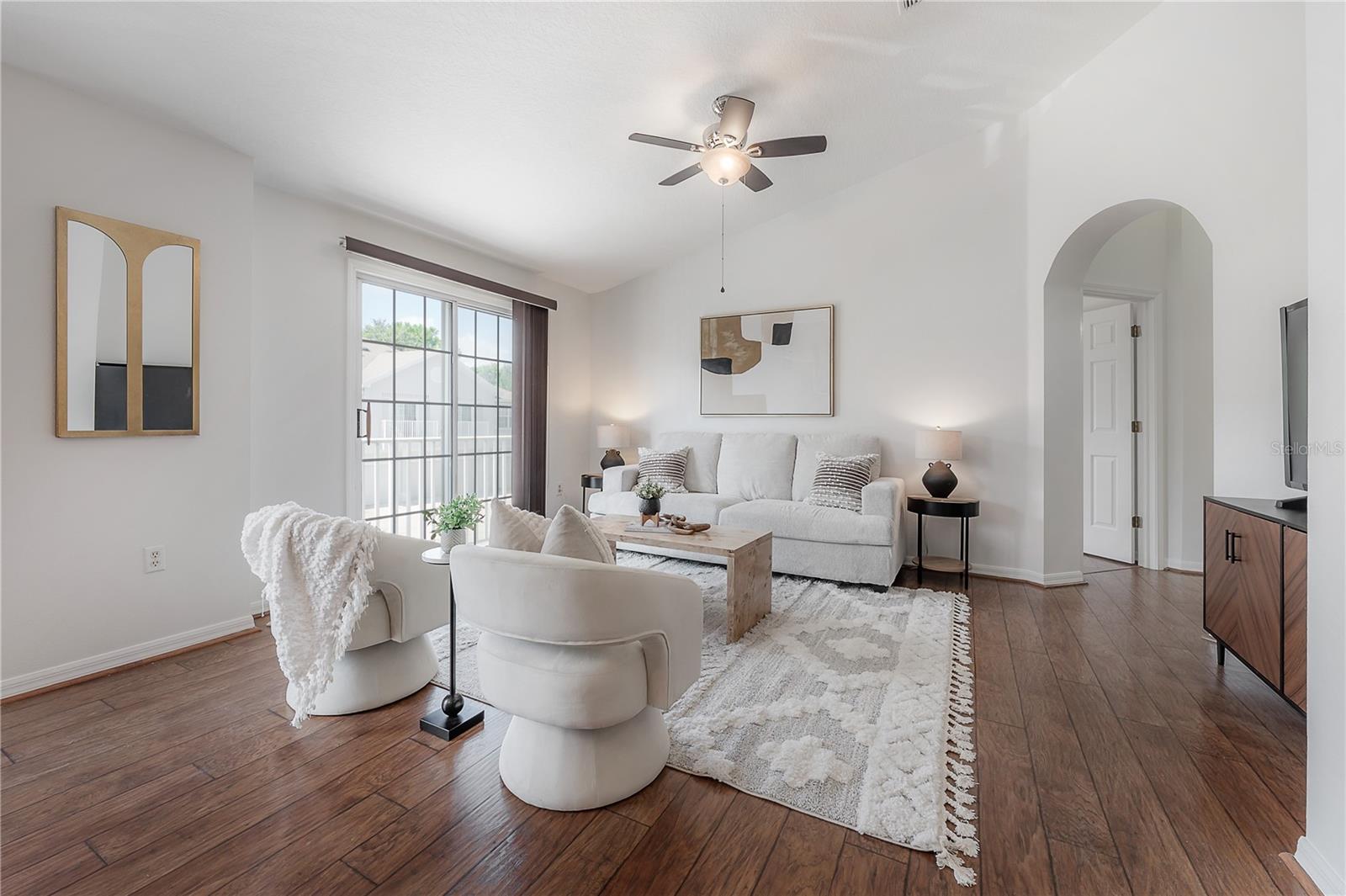 SADDLE CREEK MANOR - Residential