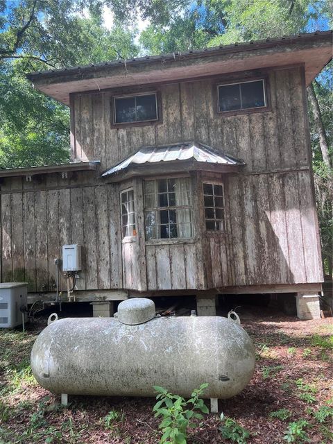 Photo of 5640 SW 57th Avenue, Gainesville, FL 32608 (MLS # GC532480)