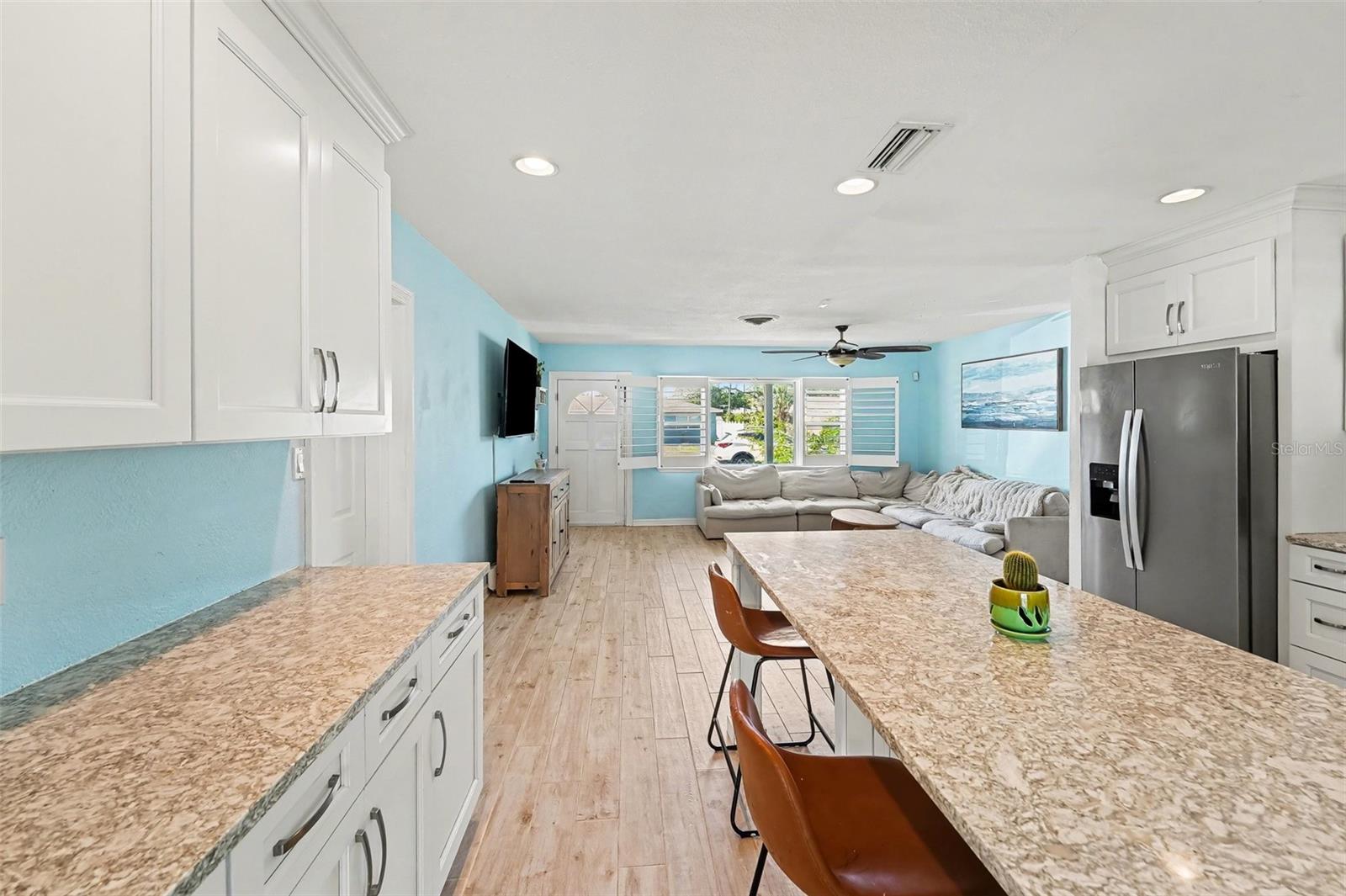 BAY PINES ESTATES UNIT 8 UNREC - Residential