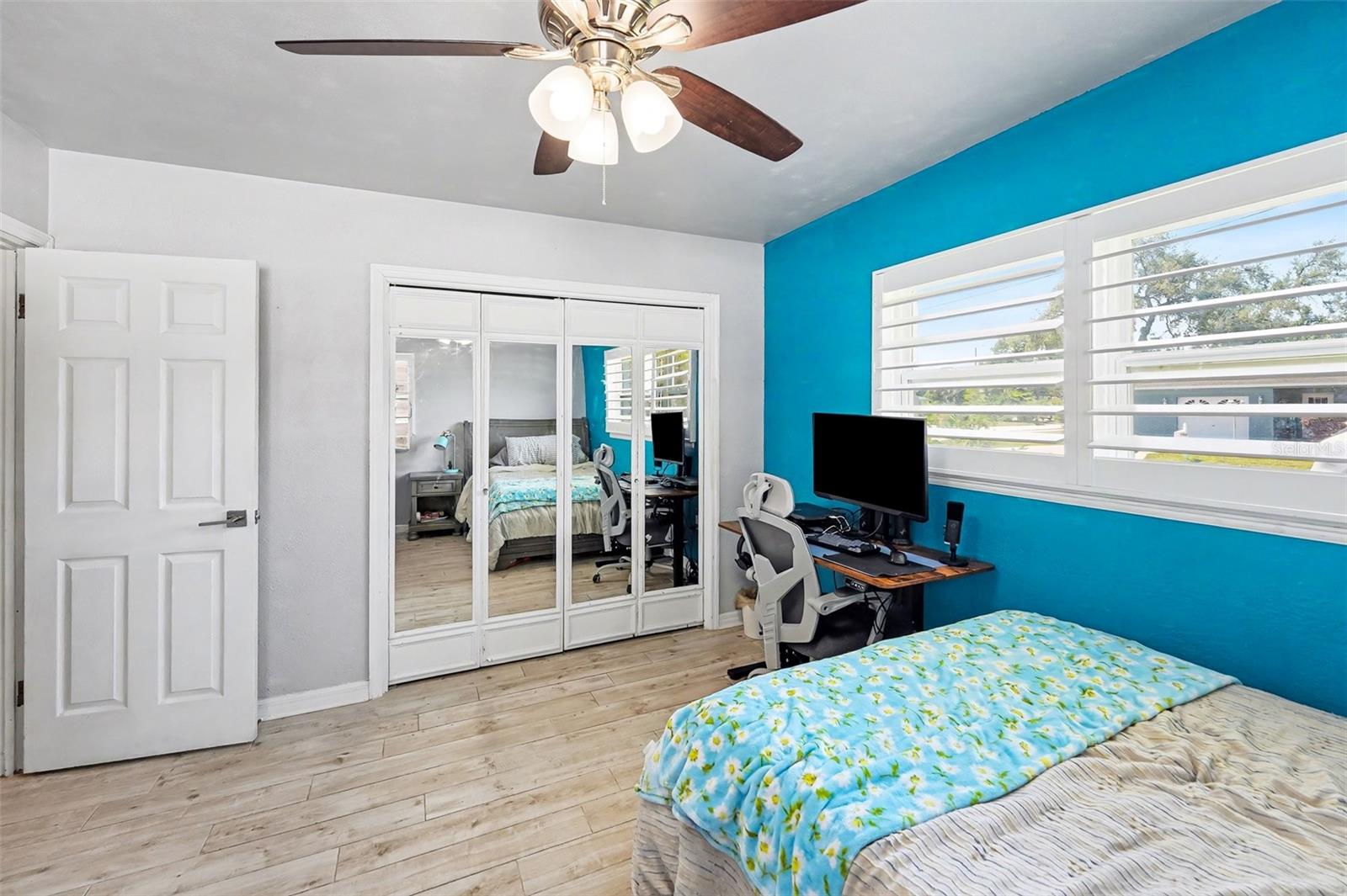 BAY PINES ESTATES UNIT 8 UNREC - Residential