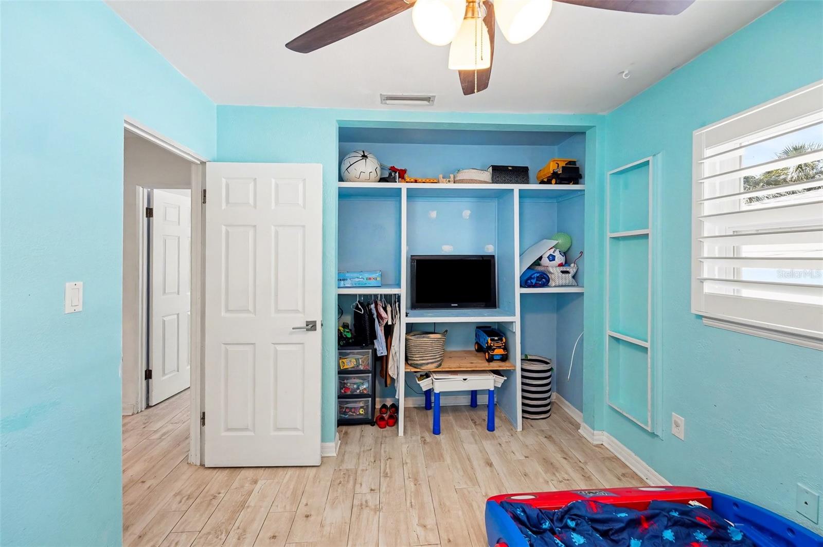 BAY PINES ESTATES UNIT 8 UNREC - Residential