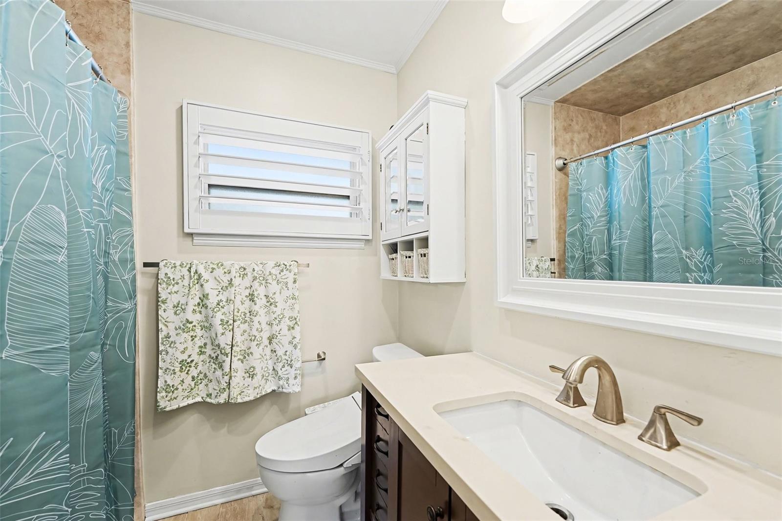 BAY PINES ESTATES UNIT 8 UNREC - Residential