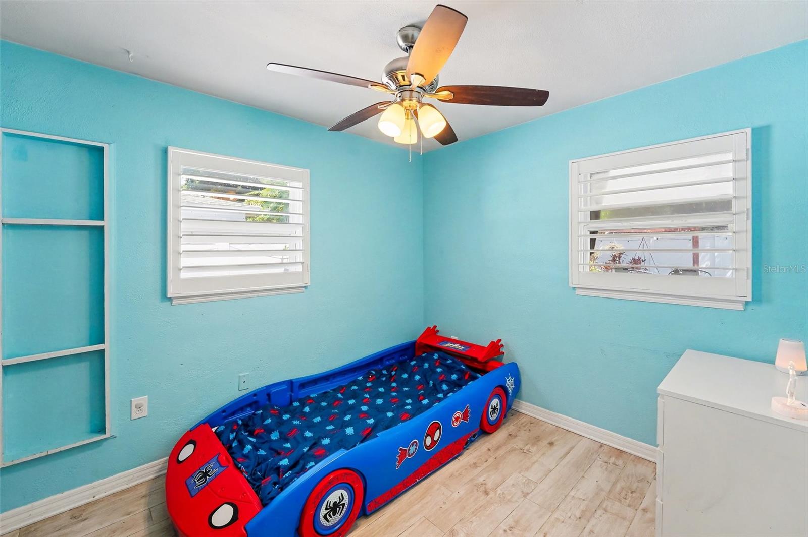 BAY PINES ESTATES UNIT 8 UNREC - Residential