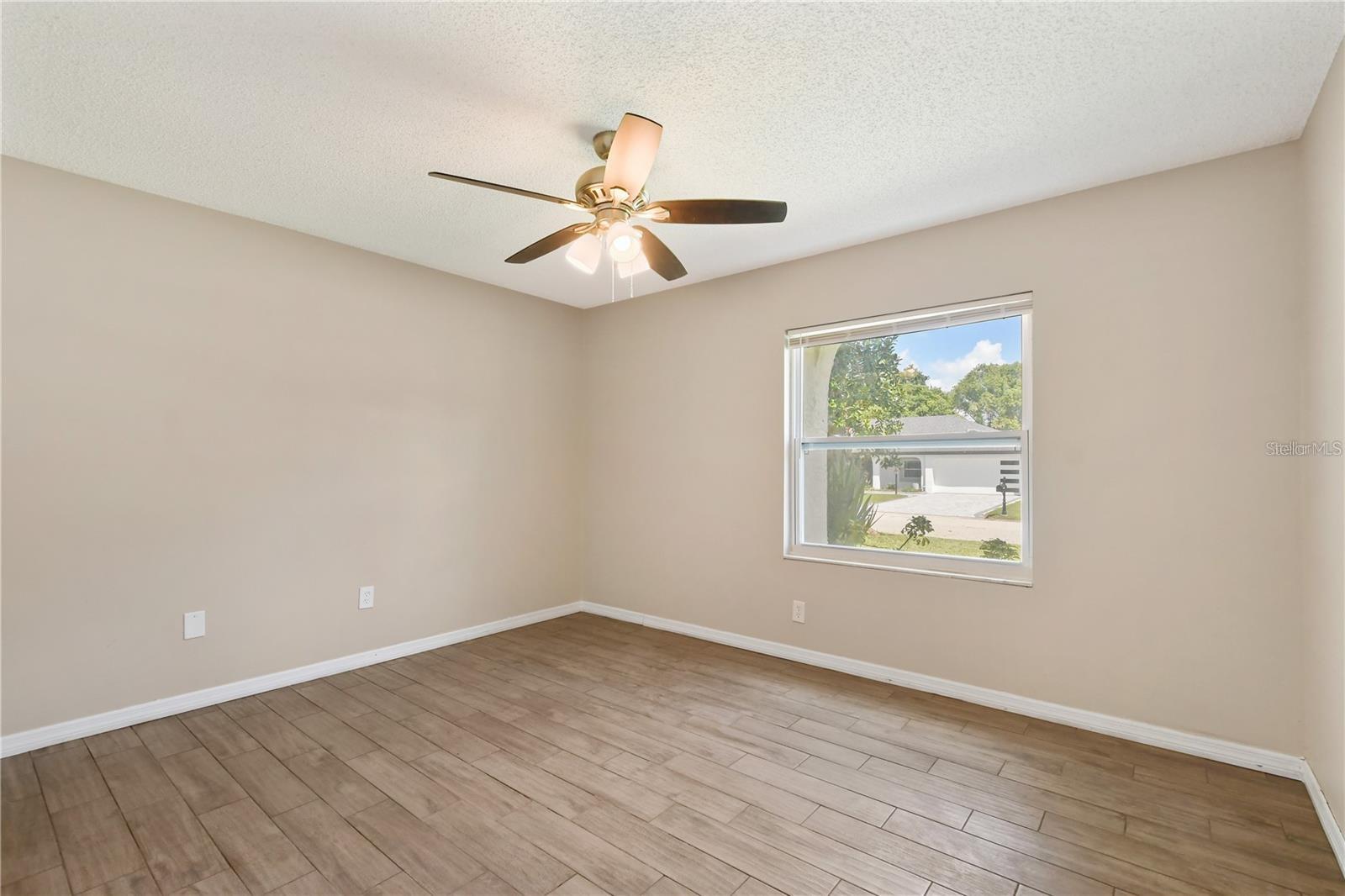 ORANGE TREE COUNTRY CLUBB - Residential