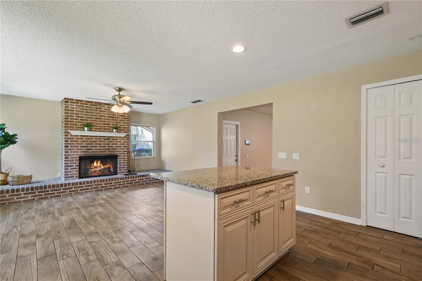 ORANGE TREE COUNTRY CLUBB - Residential