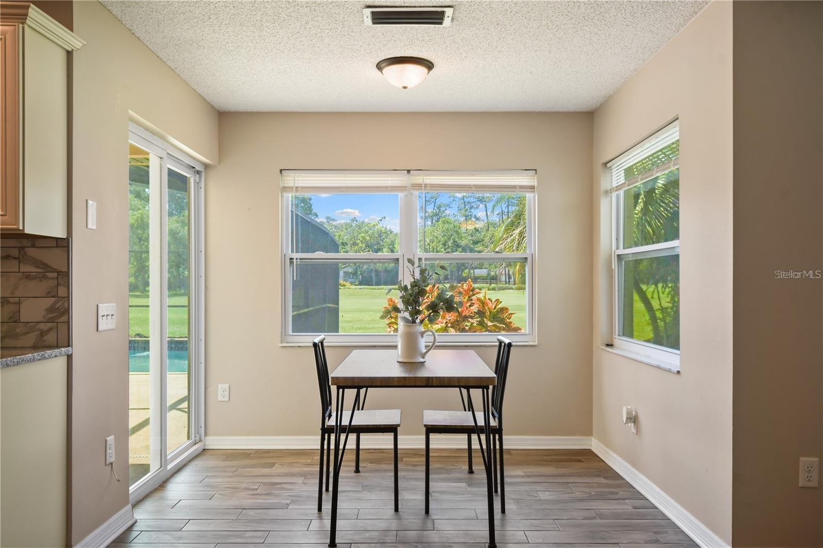 ORANGE TREE COUNTRY CLUBB - Residential