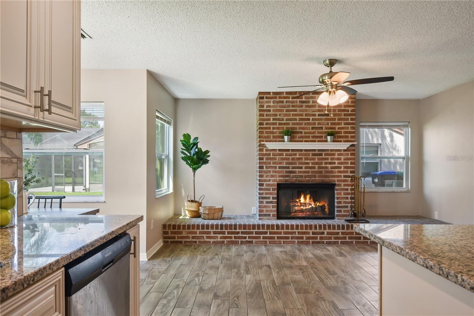 ORANGE TREE COUNTRY CLUBB - Residential