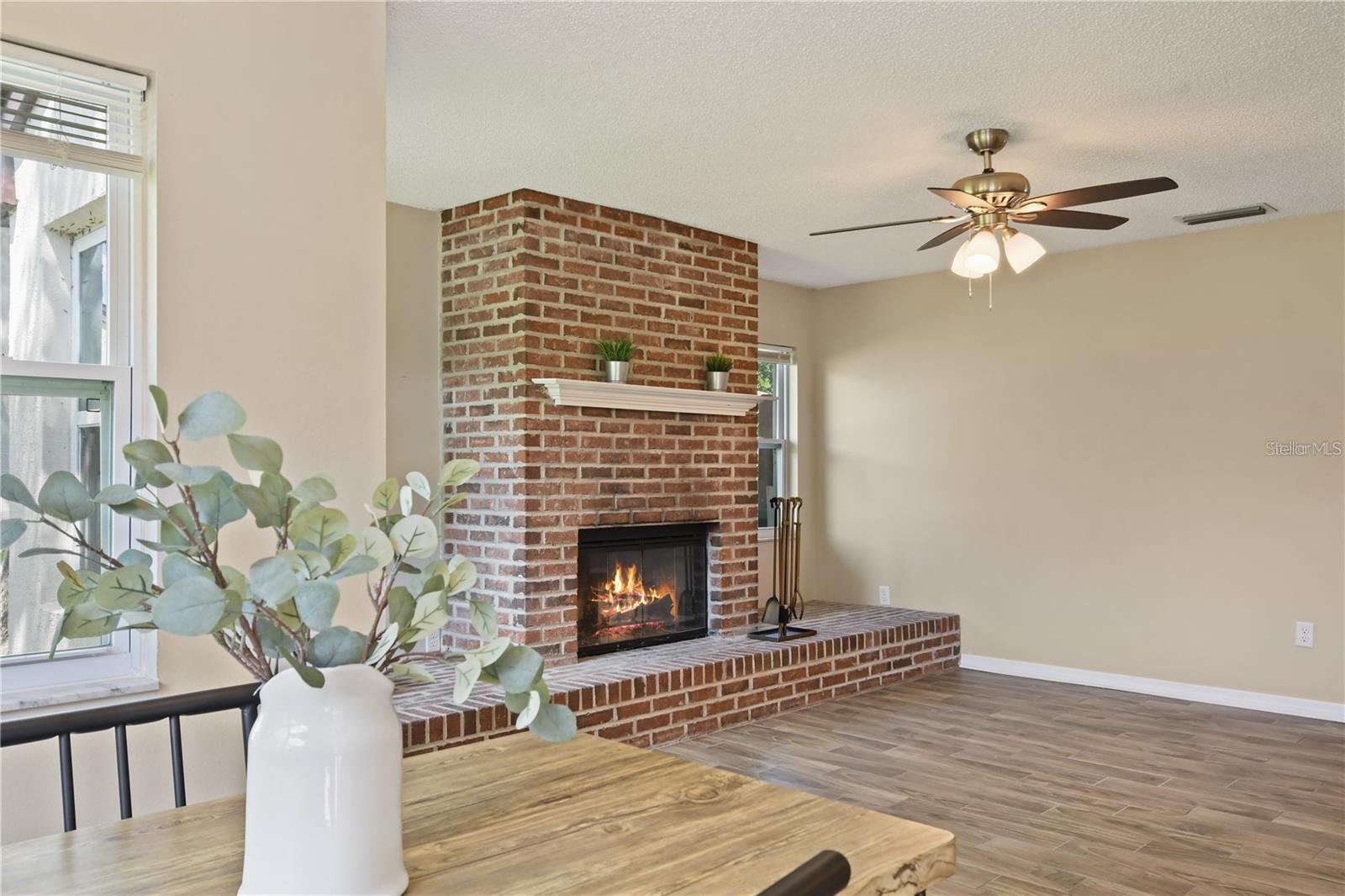 ORANGE TREE COUNTRY CLUBB - Residential