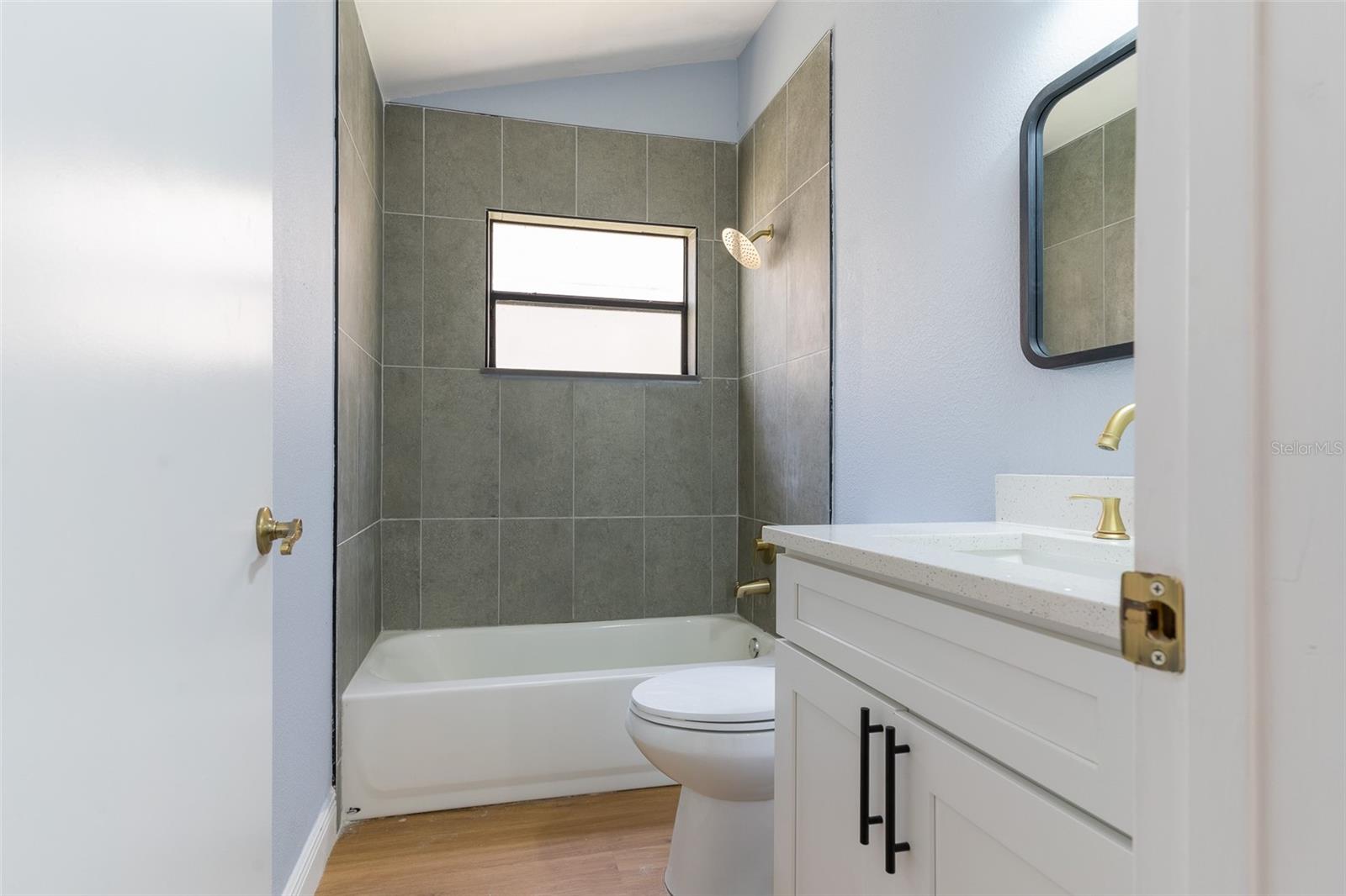 PINE ISLAND PH 01 - Residential