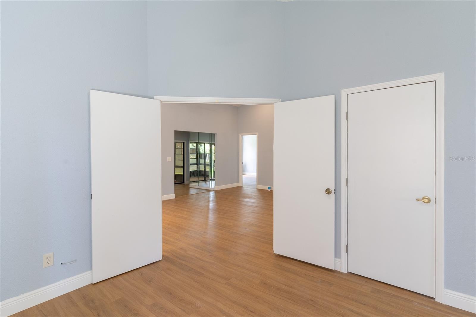 PINE ISLAND PH 01 - Residential