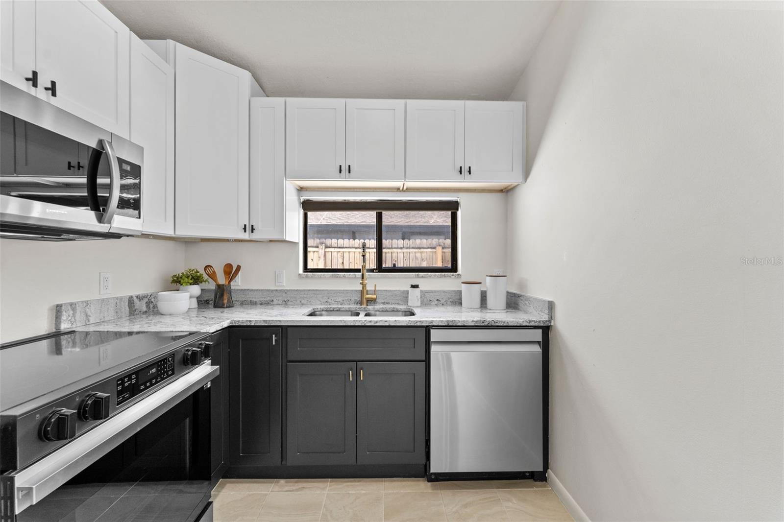 BELLEFIELD VILLAGE AMD - Residential