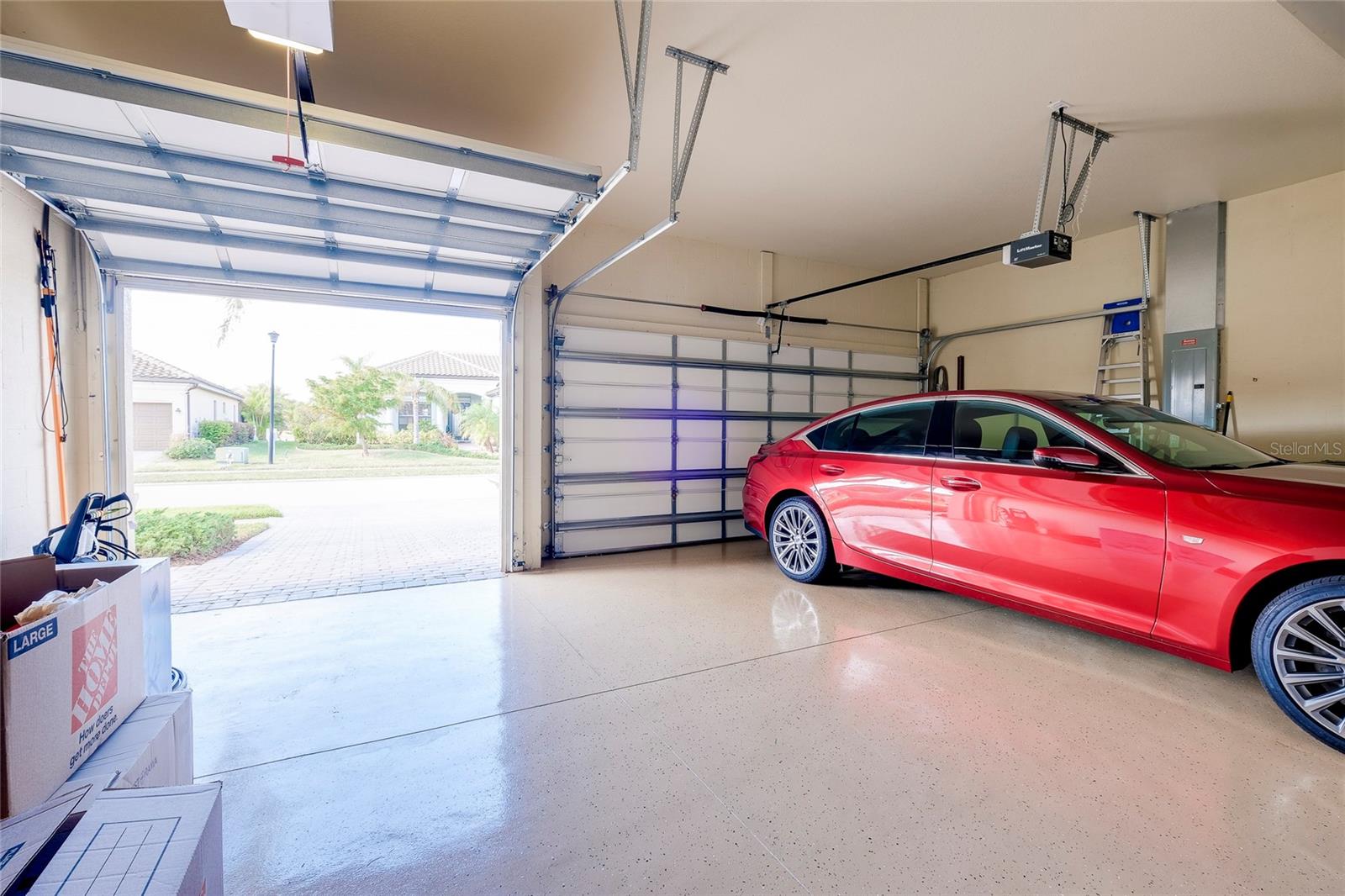 GRAN PARADISO PH 1 - Residential