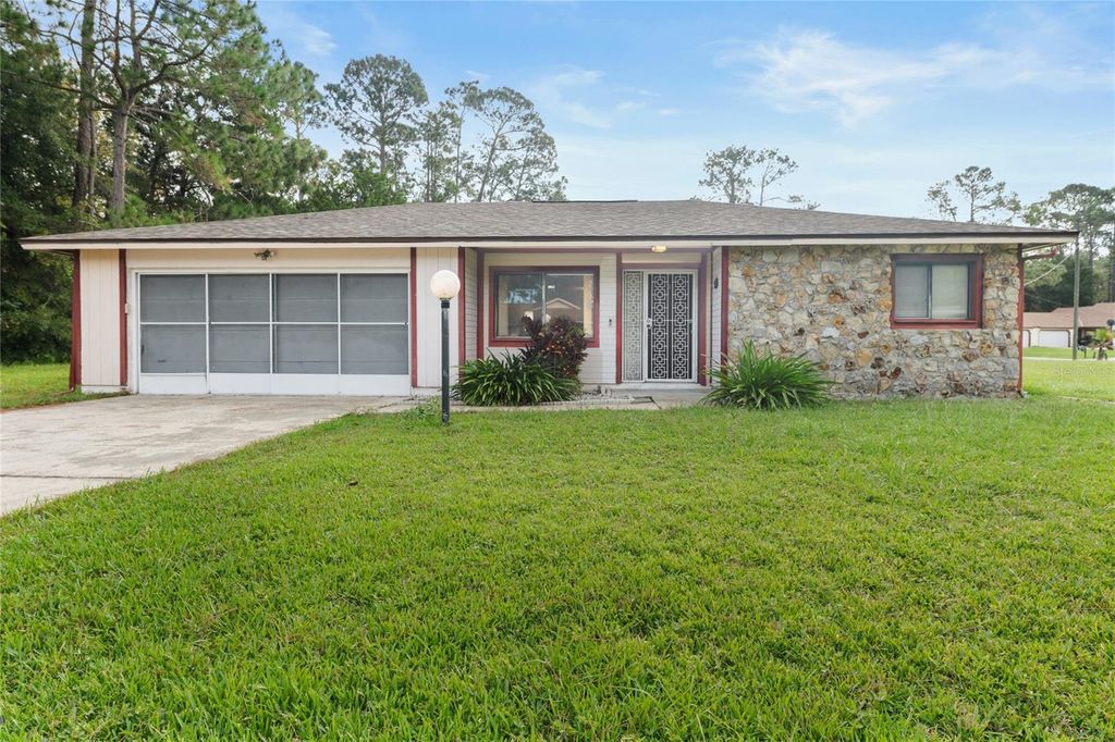 Photo of 2 Bracken Lane, Palm Coast, FL 32137 (MLS # FC313454)