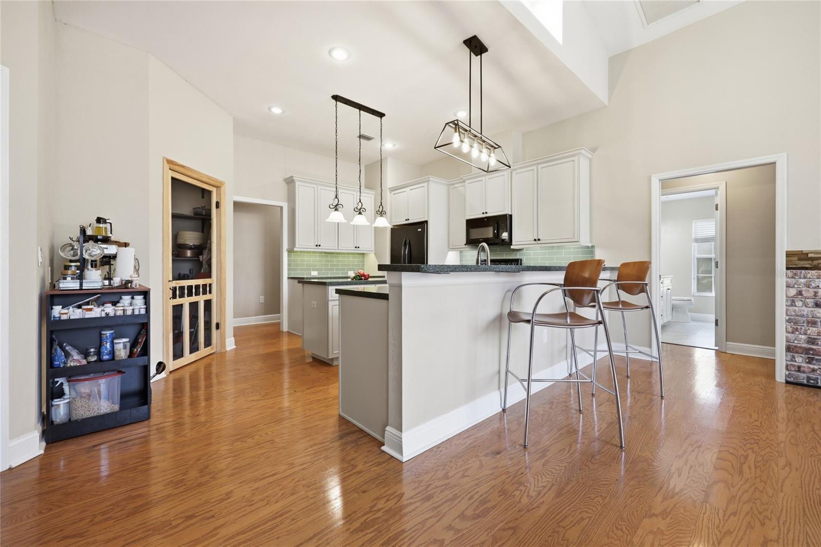 CAMBRIDGE FOREST PH V - Residential