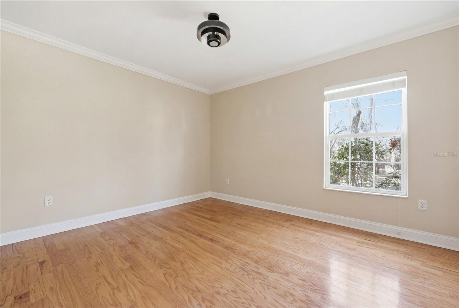 CAMBRIDGE FOREST PH V - Residential