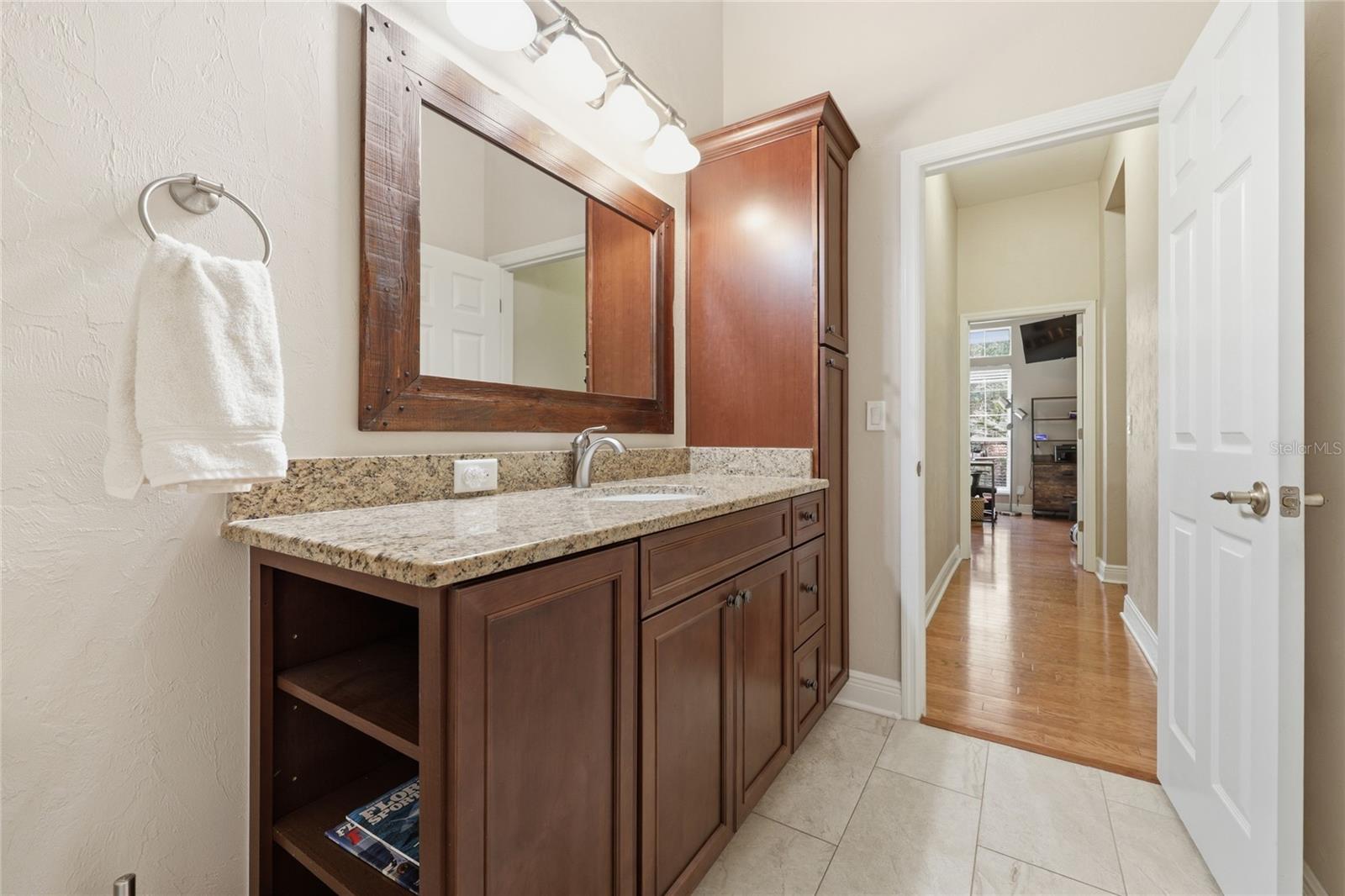 CAMBRIDGE FOREST PH V - Residential