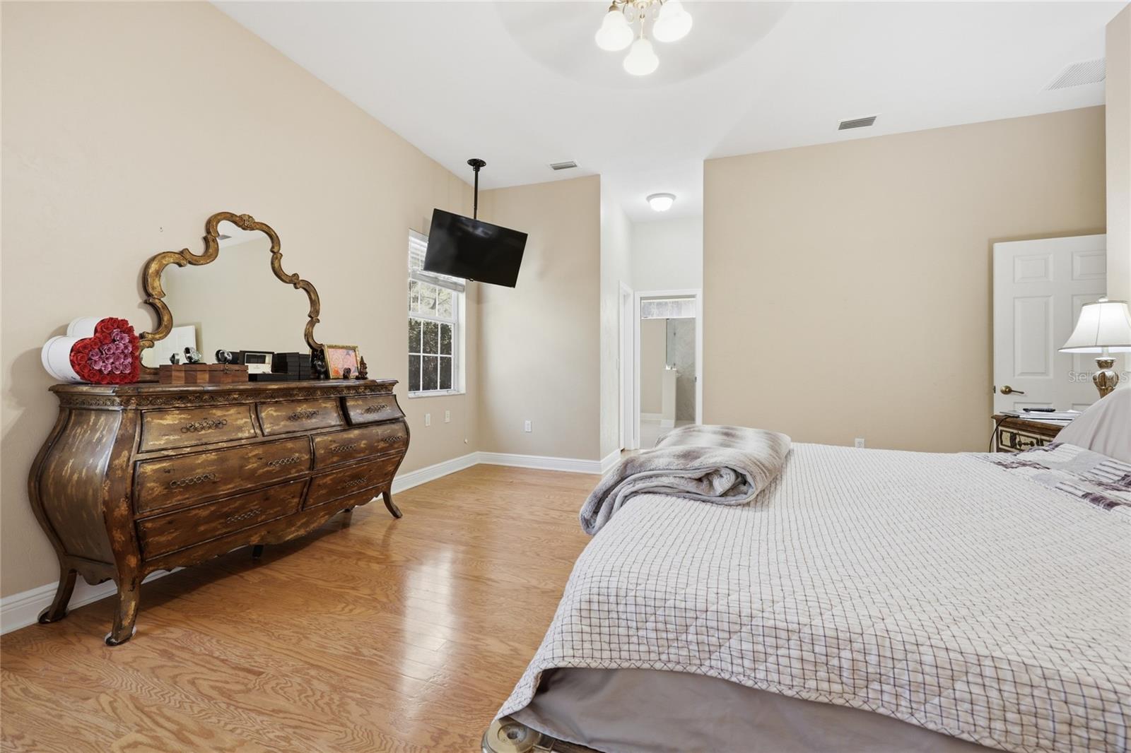 CAMBRIDGE FOREST PH V - Residential