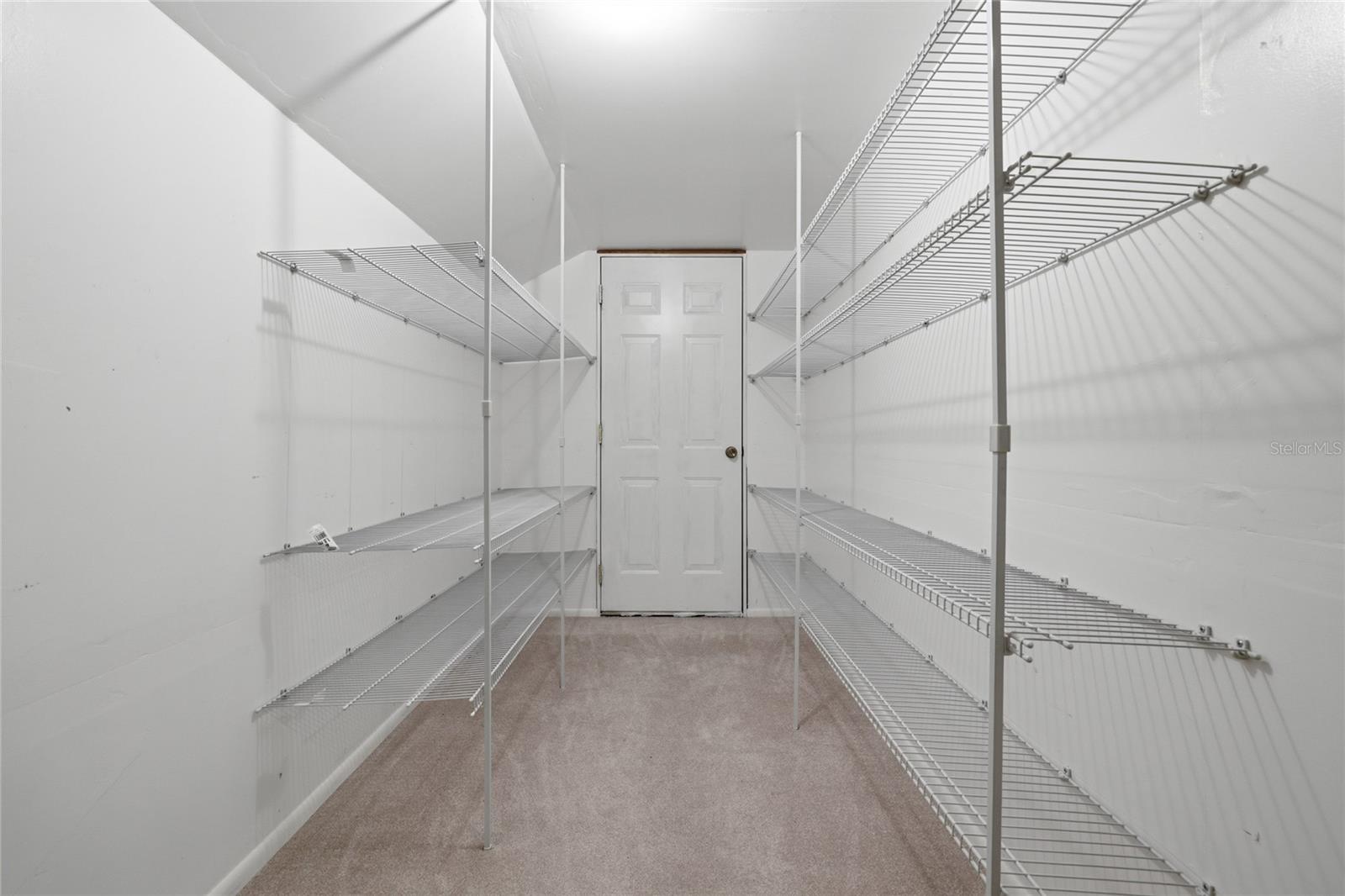 CAMBRIDGE FOREST PH V - Residential