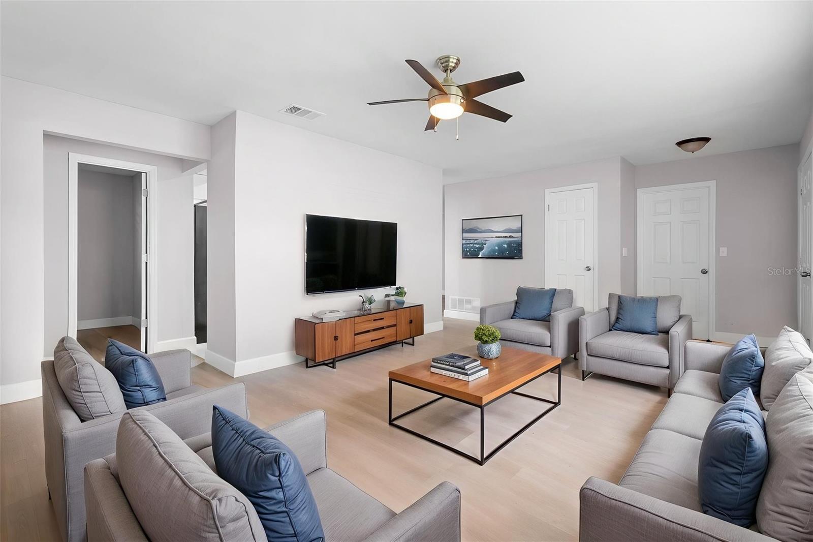 PARK MANOR ESTATES - Residential