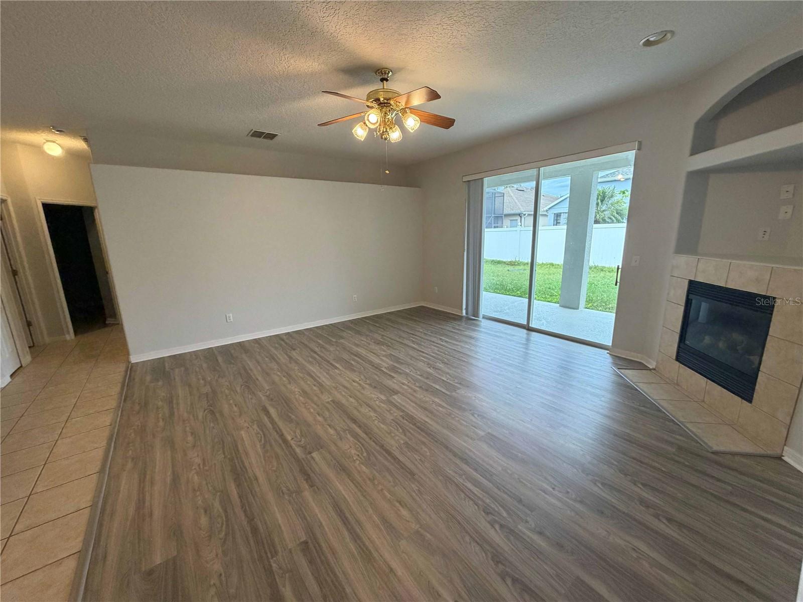 TIVOLI WOODS VILLAGE B 51 74 - Residential Lease