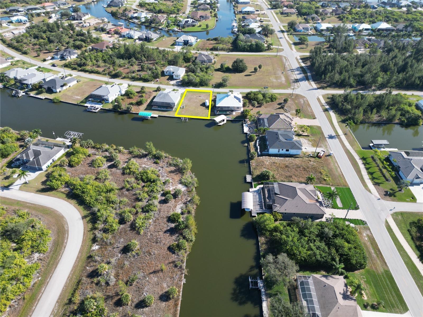 PORT CHARLOTTE SEC 093 - Land