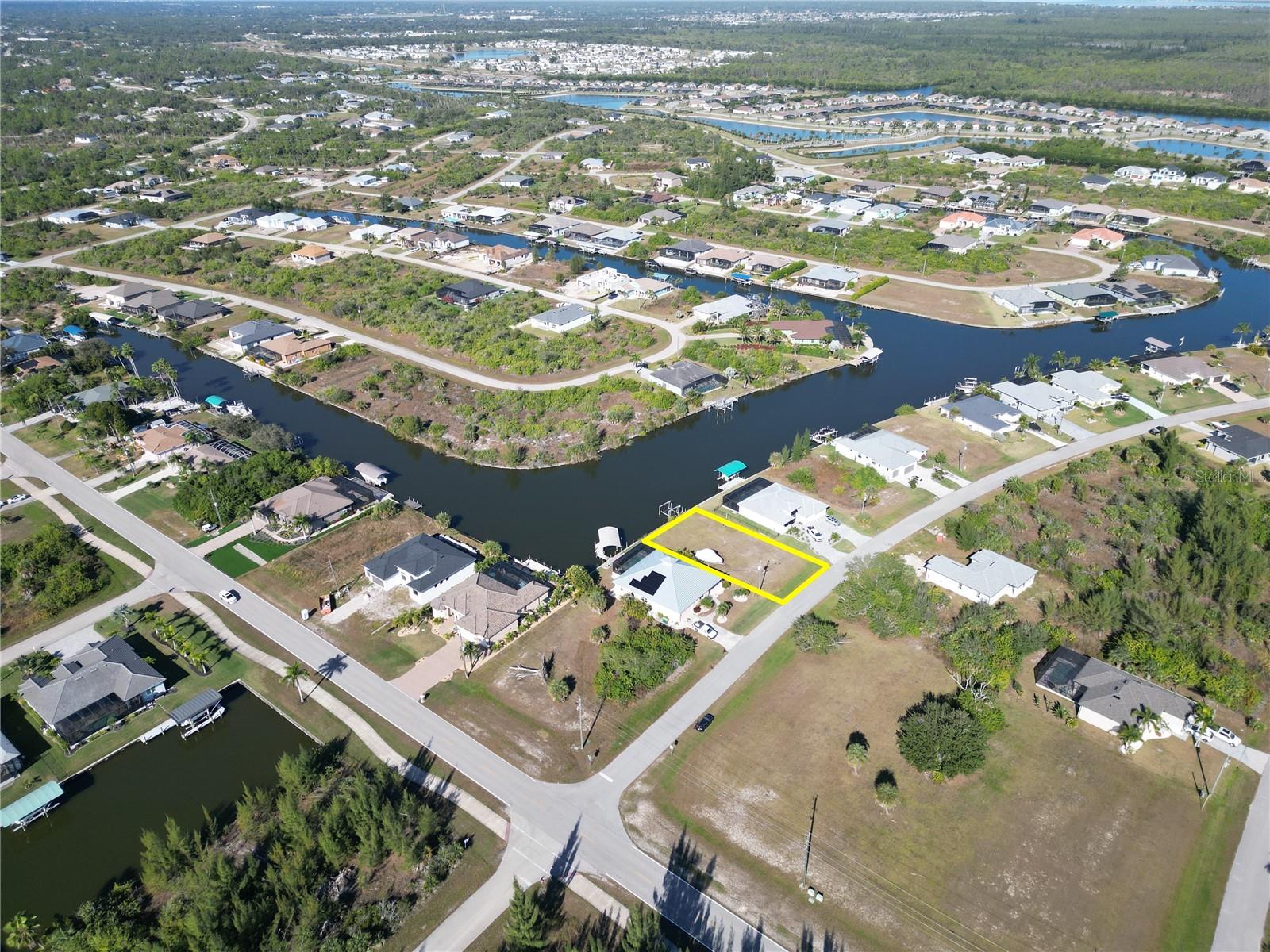 PORT CHARLOTTE SEC 093 - Land