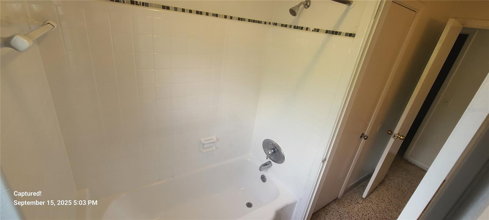 TAMPA TERRACE - Residential Lease