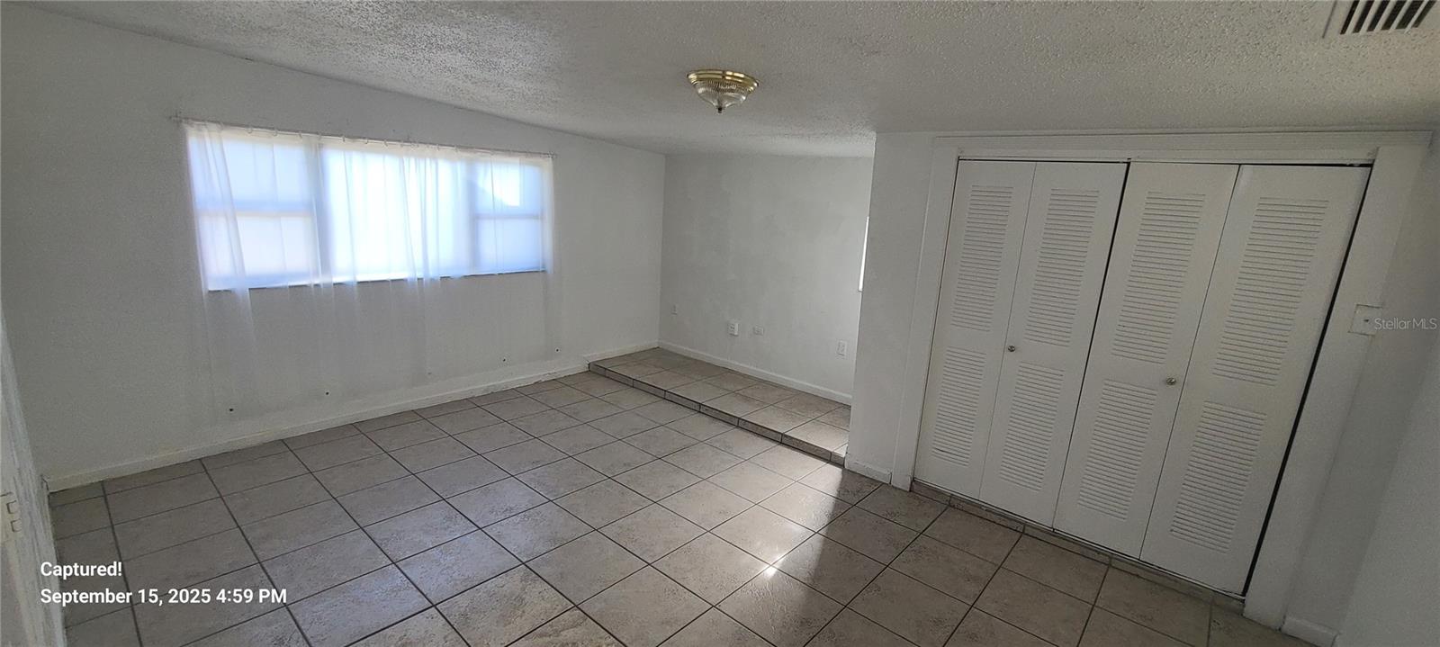 TAMPA TERRACE - Residential Lease