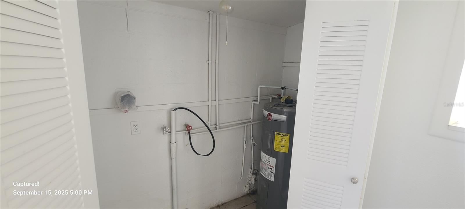 TAMPA TERRACE - Residential Lease