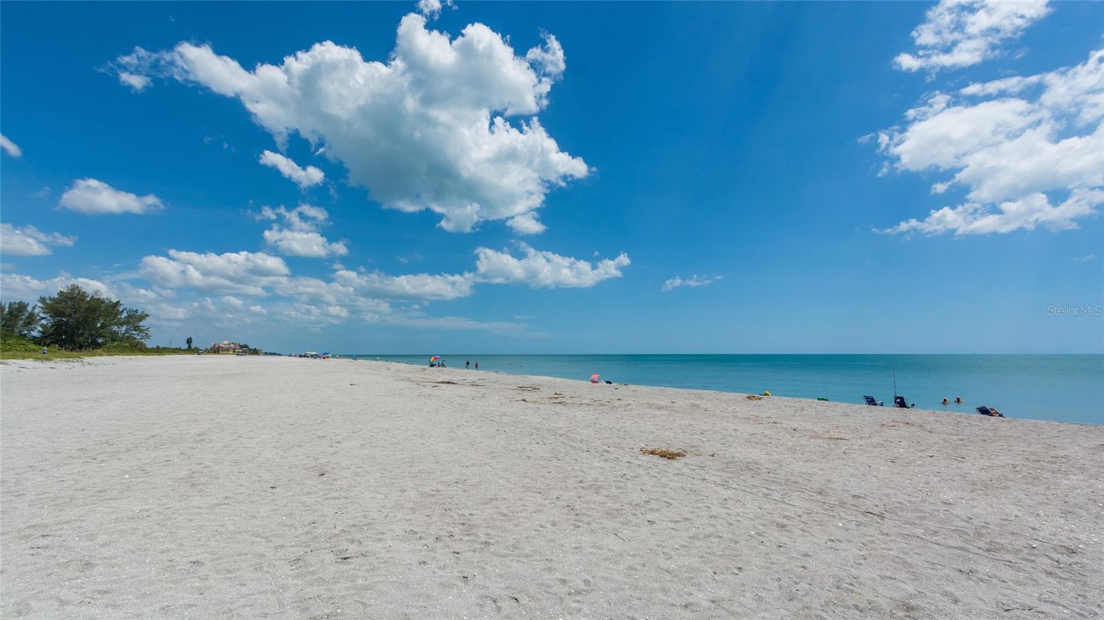ISLAND REEF - Residential Lease