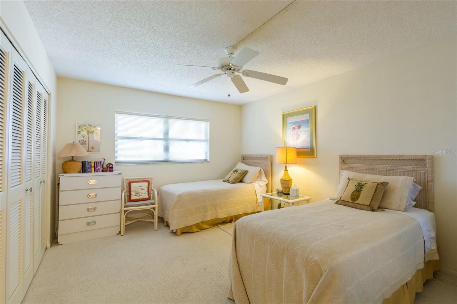 ISLAND REEF - Residential Lease