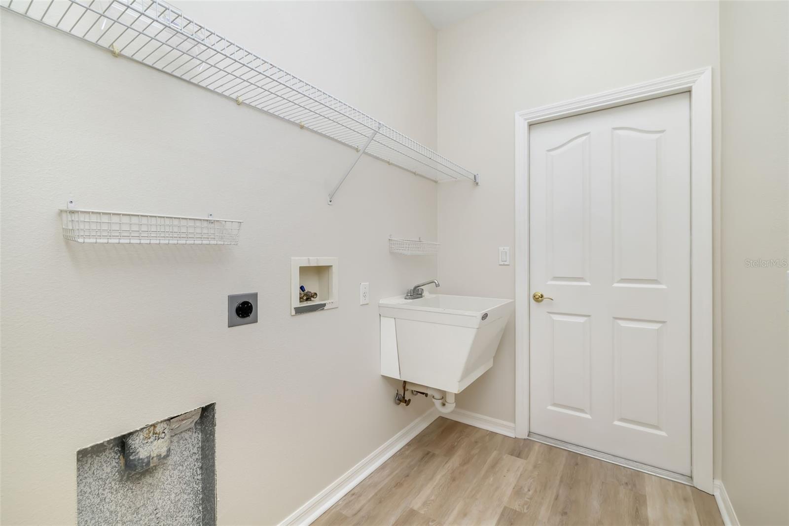 MAGNOLIA POND - Residential