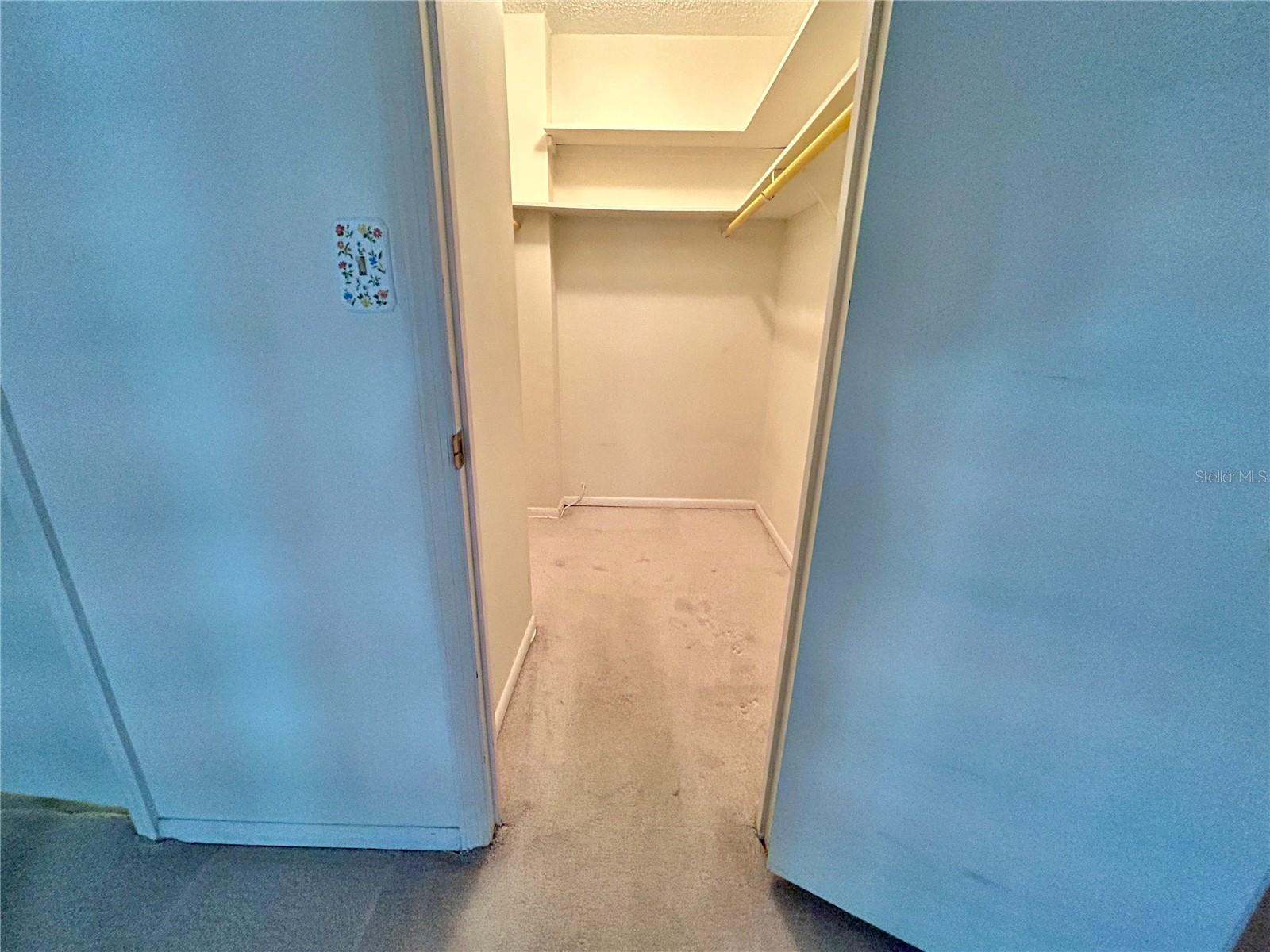 CROSSWINDS COLONY ONE CONDO - Residential