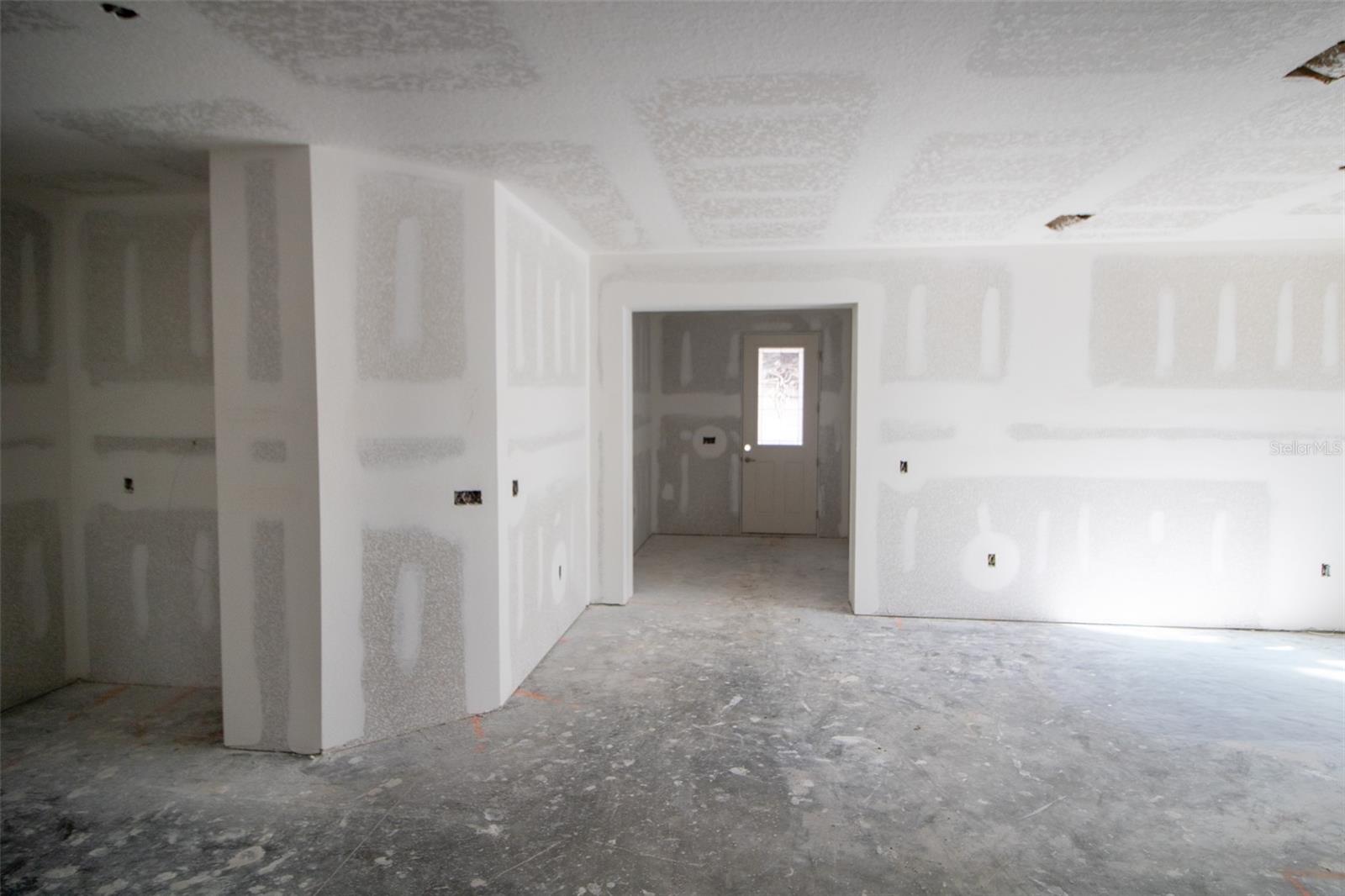 6054 N ROSEWOOD DRIVE