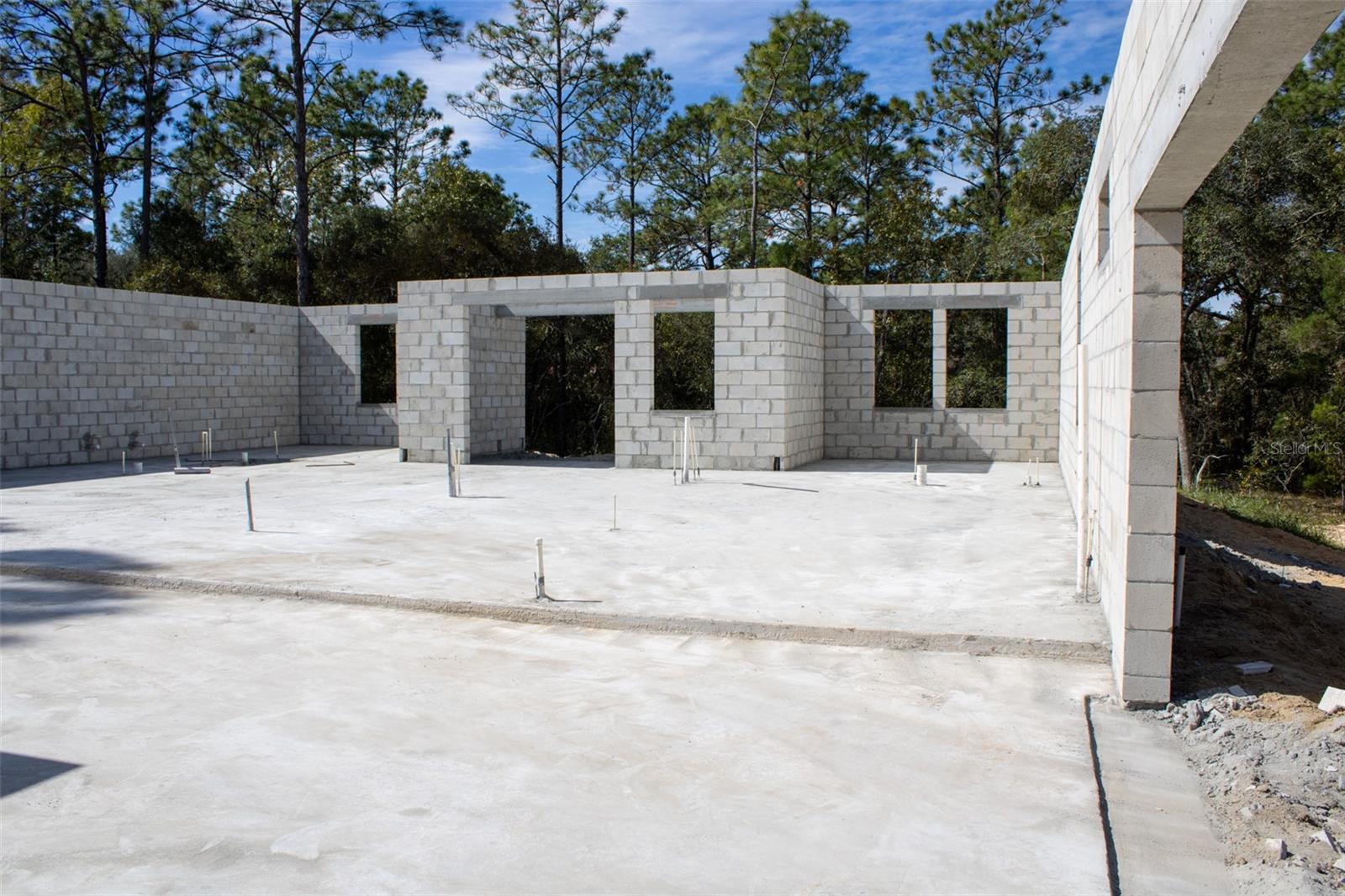 6054 N ROSEWOOD DRIVE